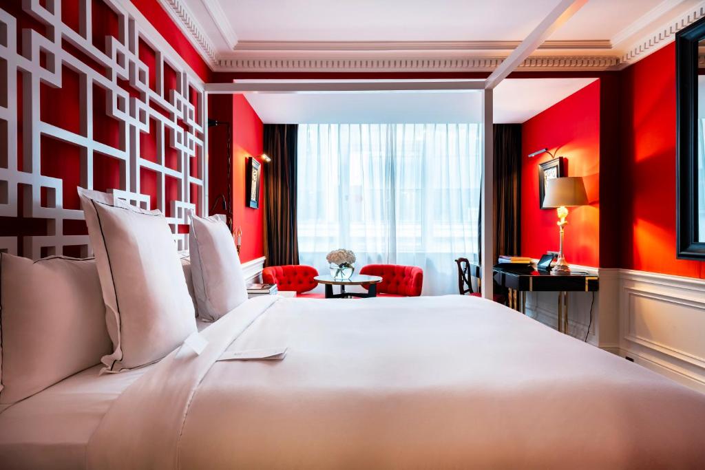 Superior, Guest room,1 Queen - Image 3