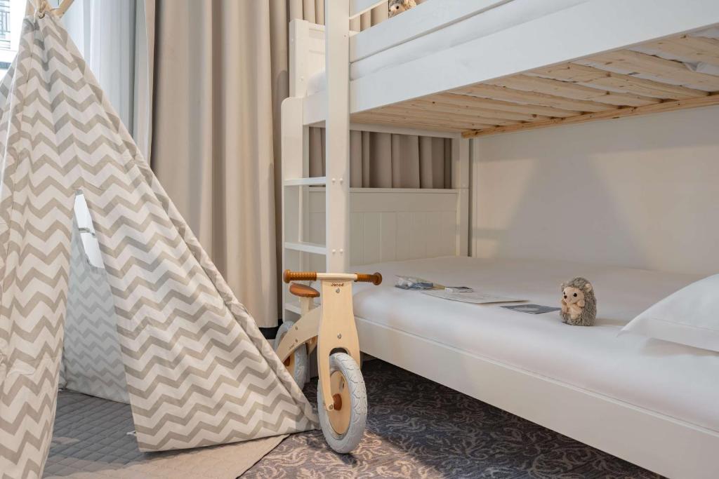 Family Suite - Image 2