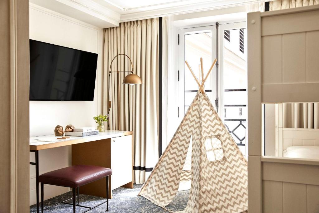 Family Suite - Image 5