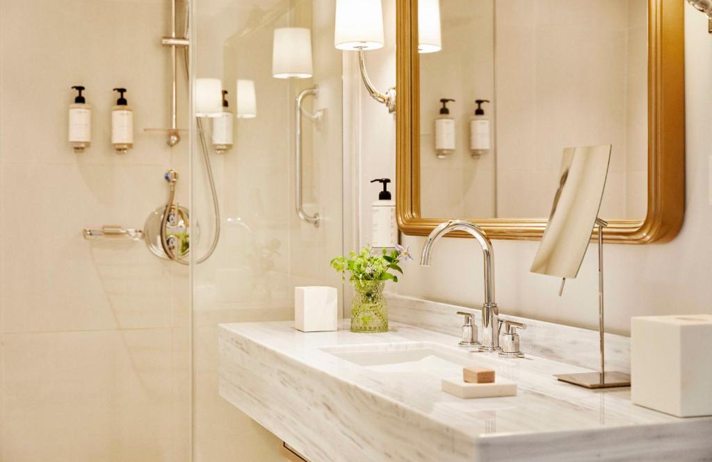 Junior Suite - Image 2
