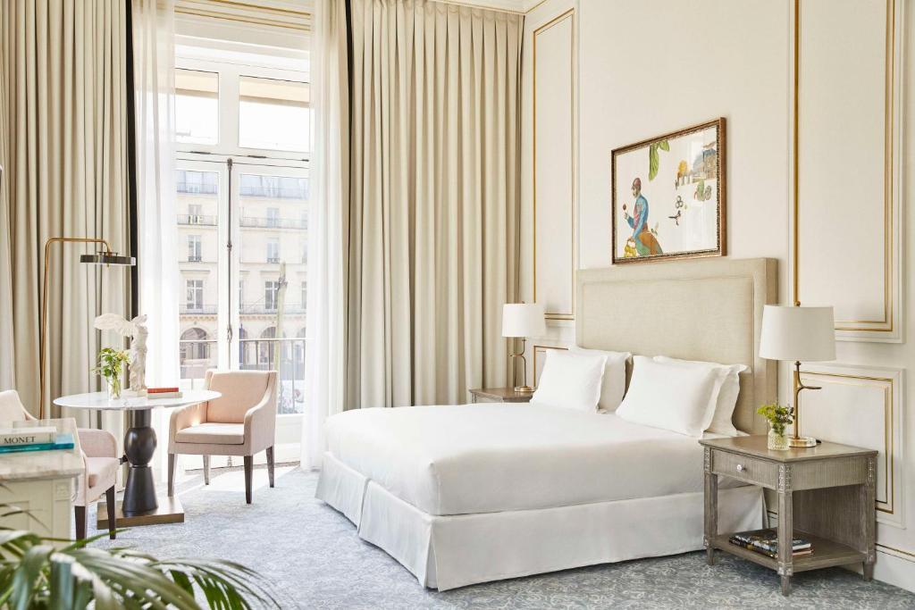 Palais Royal Suite - Image 2