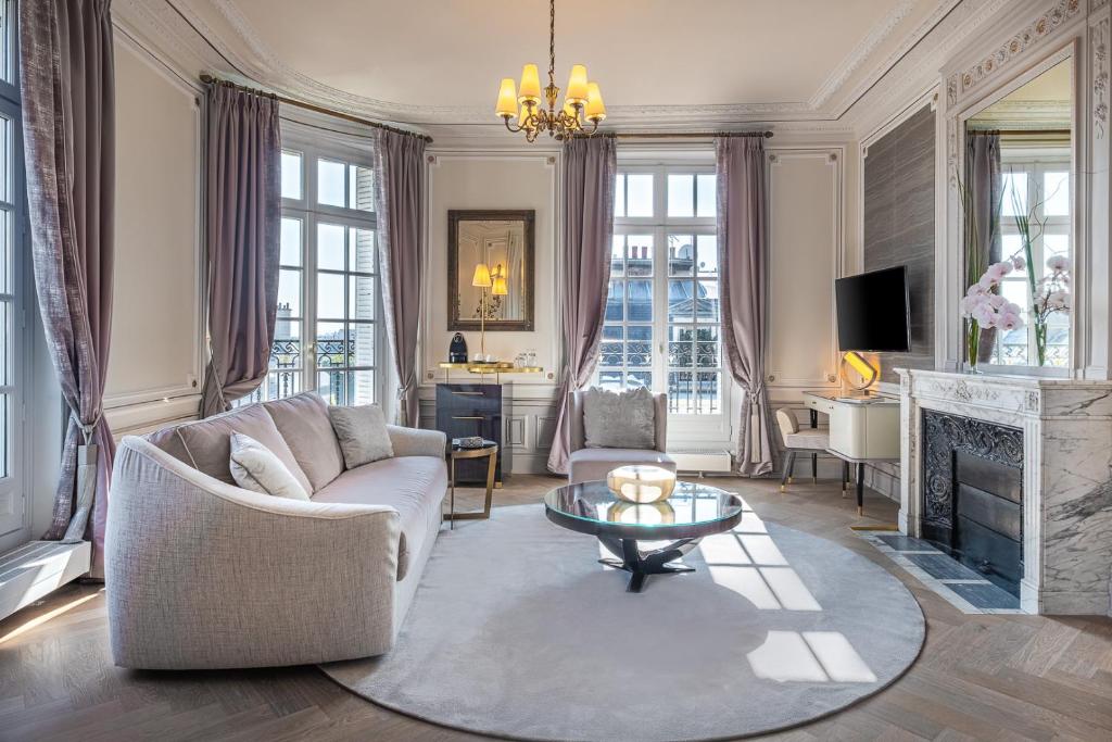 Prestige Suite - Image 8