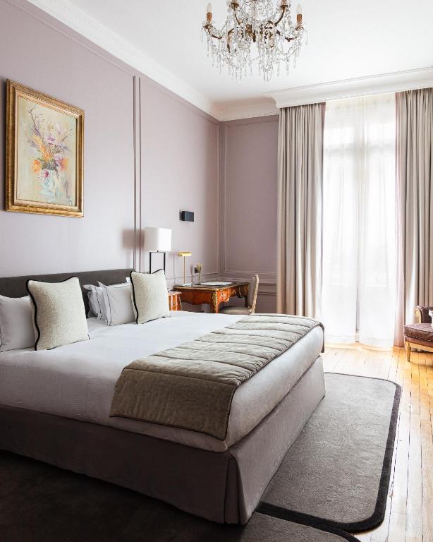 Executive Double or Twin Room - Image 4