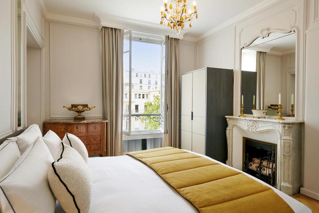 Signature Suite - Image 6