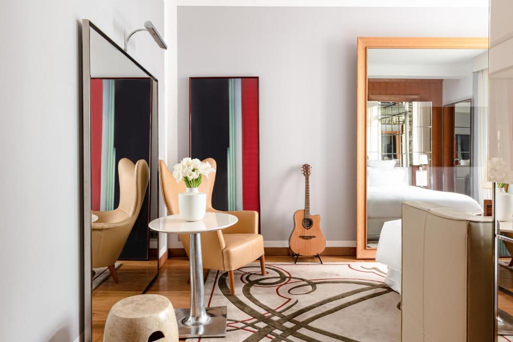 Artist Room - Image 3