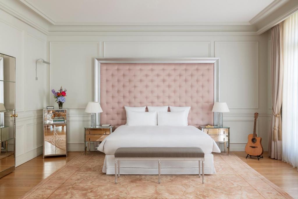 Raffles Presidential Suite - Image 13