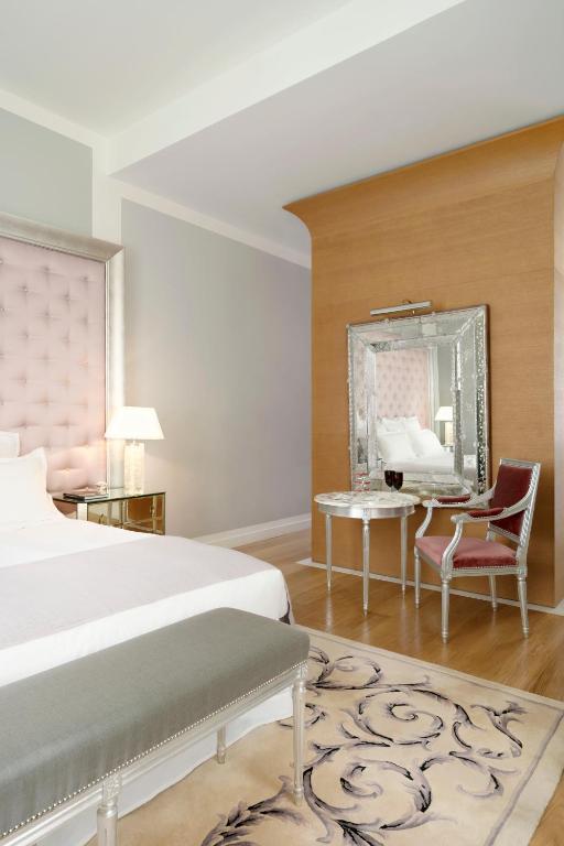 Raffles Presidential Suite - Image 7