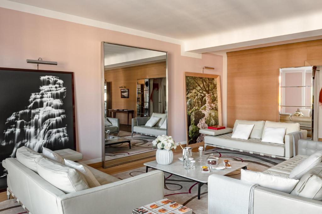 Royal Monceau Suite - Image 5