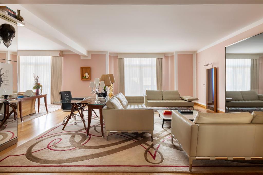 Royal Monceau Suite - Image 7