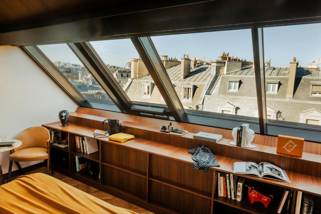 Suite Parisian rooftops View - Atelier - Image 5