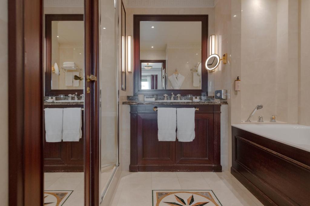 Imperial Suite - Image 18