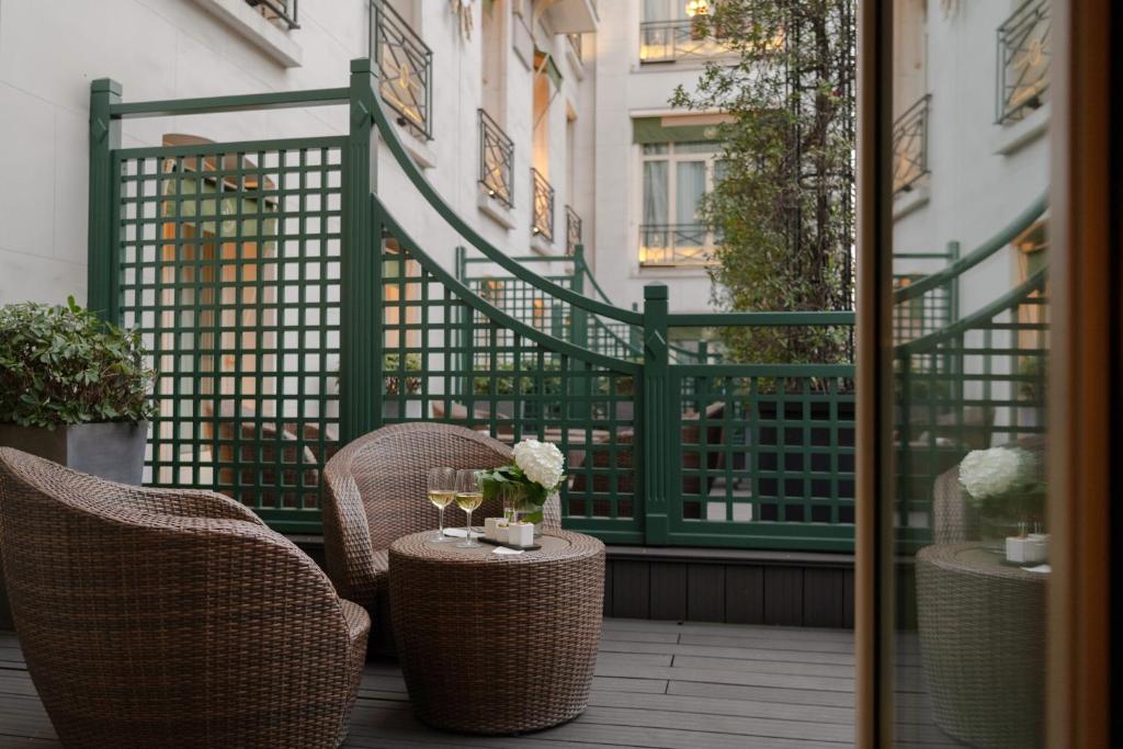 Junior Suite Avenue Terrasse - Image 3