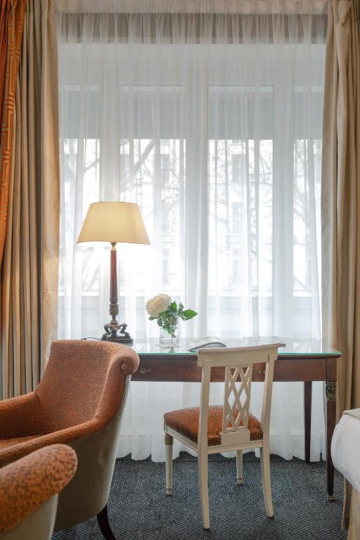 Junior Suite Avenue Terrasse - Image 5