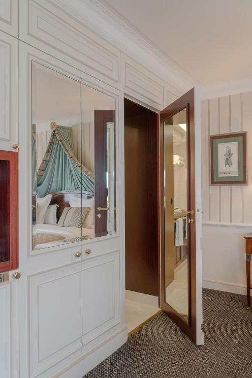 Junior Suite Avenue - Image 2