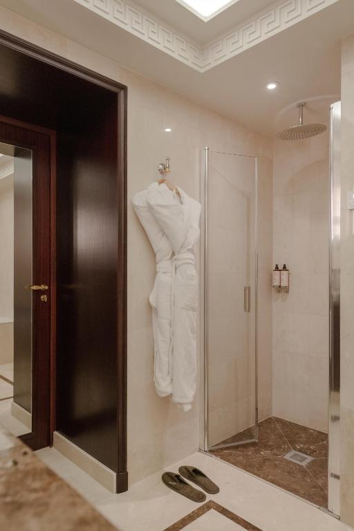 Junior Suite Avenue - Image 3