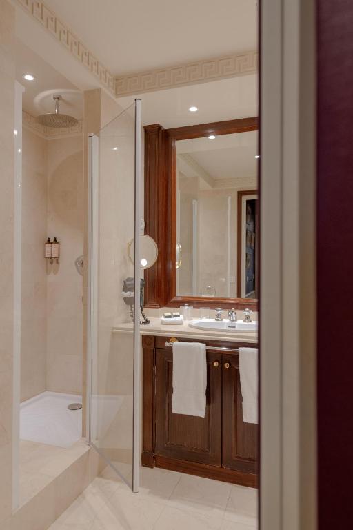 Junior Suite - Image 2