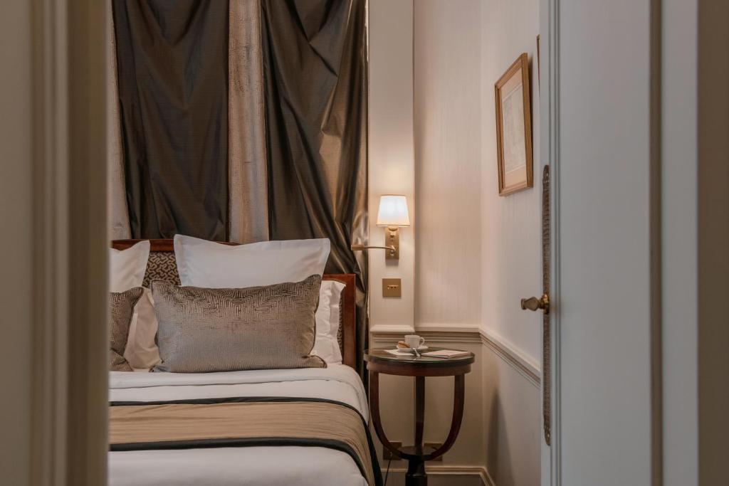 Superior Room - Image 7