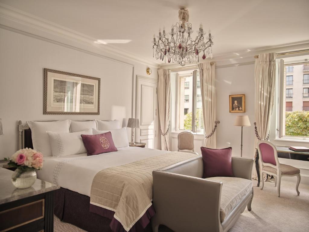 Deluxe Double or Twin Room - Image 2