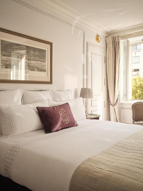 Deluxe Double or Twin Room - Image 3