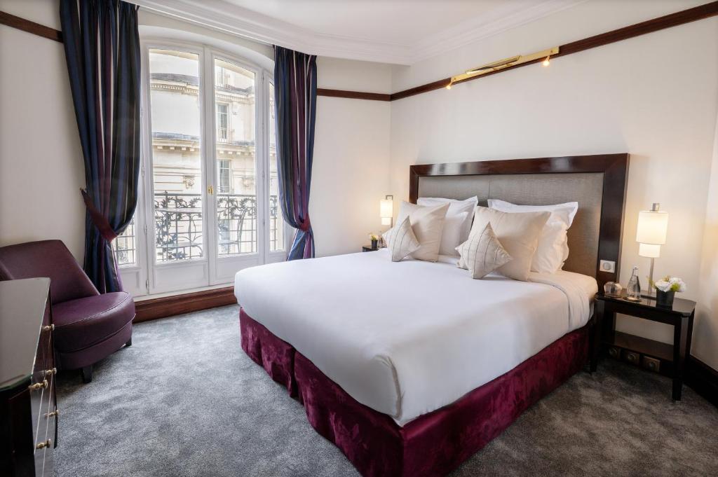 Junior Suite - Image 1