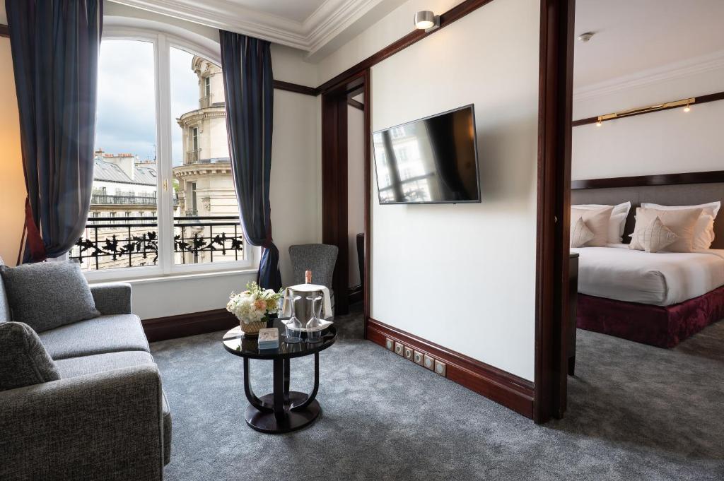Junior Suite - Image 4