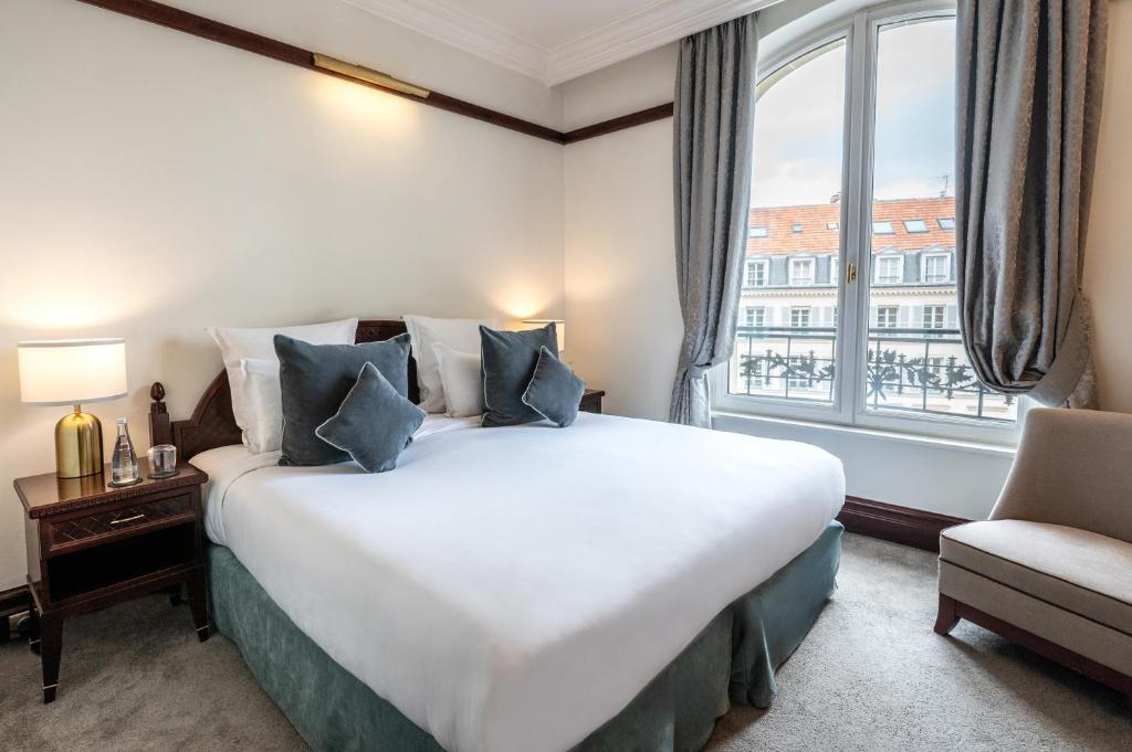 Superior Room - Image 1