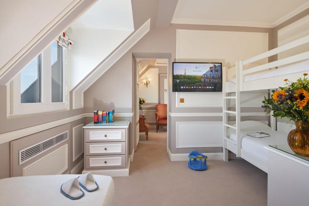 Family Suite (2 Adults + 2 Children) - Image 4