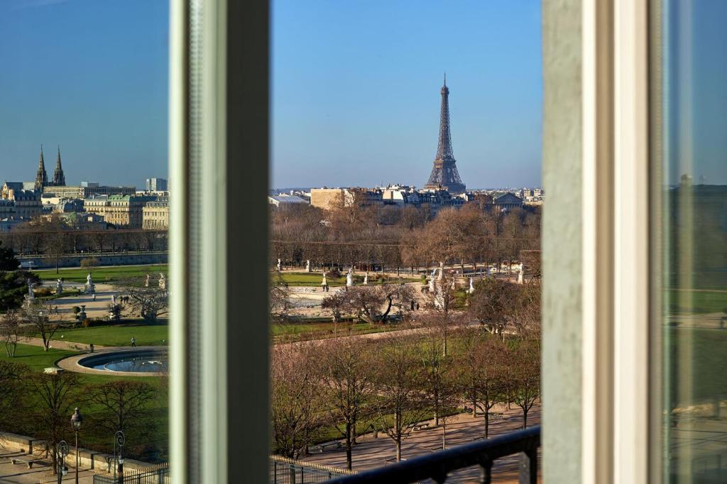 Prestige Room Louvre Eiffel Tower - Image 5
