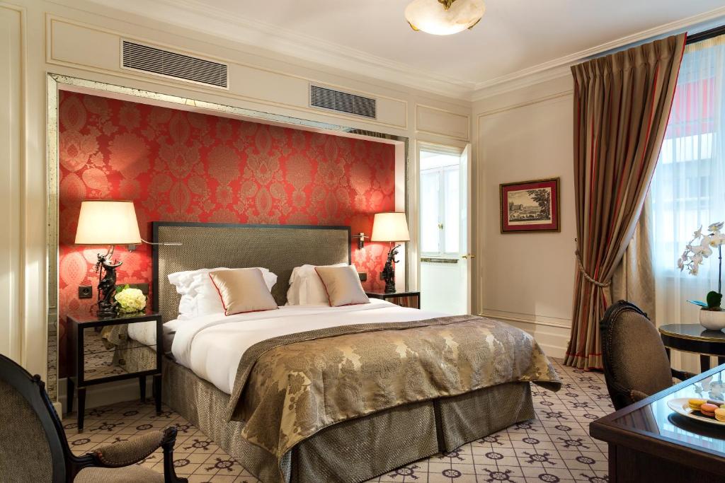 Deluxe Room - Image 3