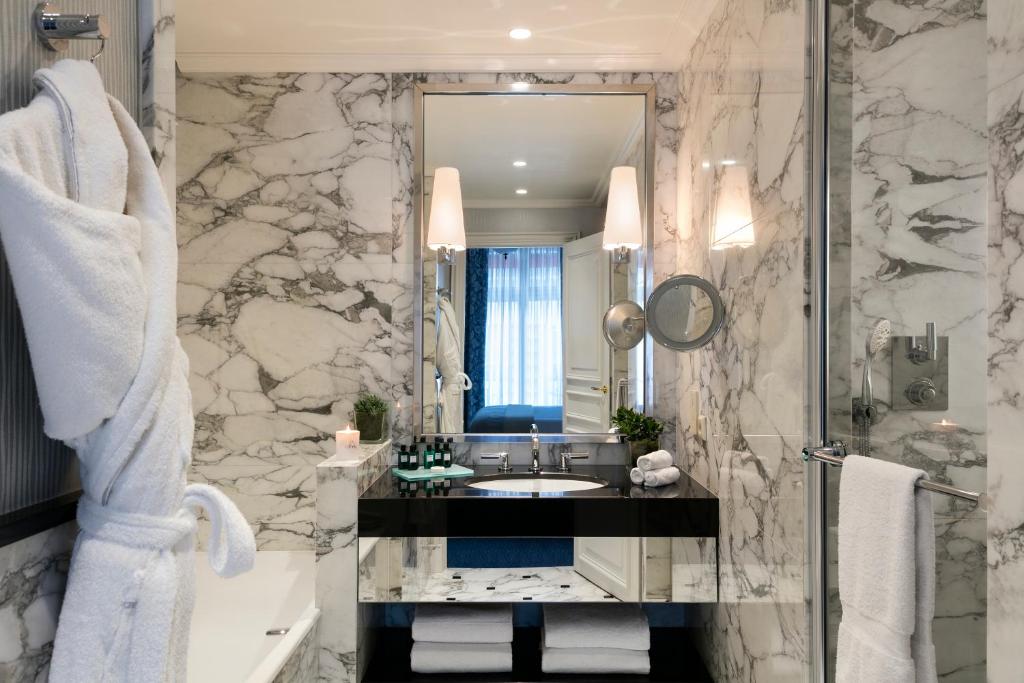 Junior Suite - Image 2