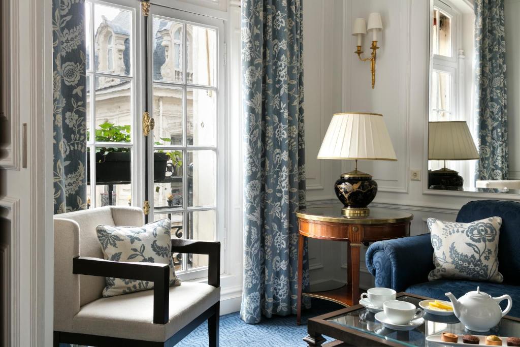 Junior Suite - Image 3