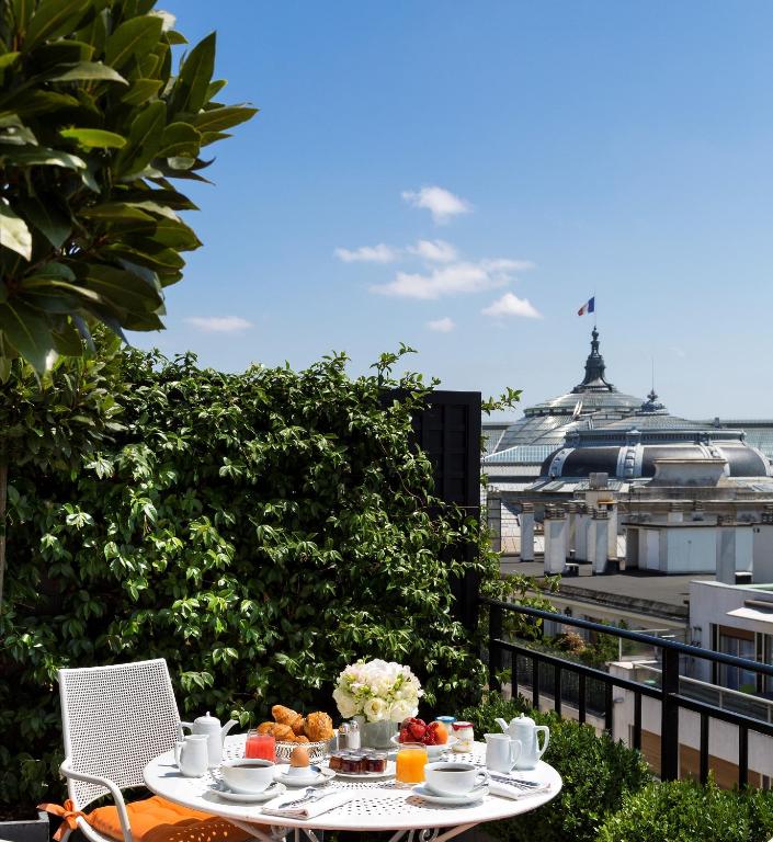 Terrace Junior Suite - Image 3