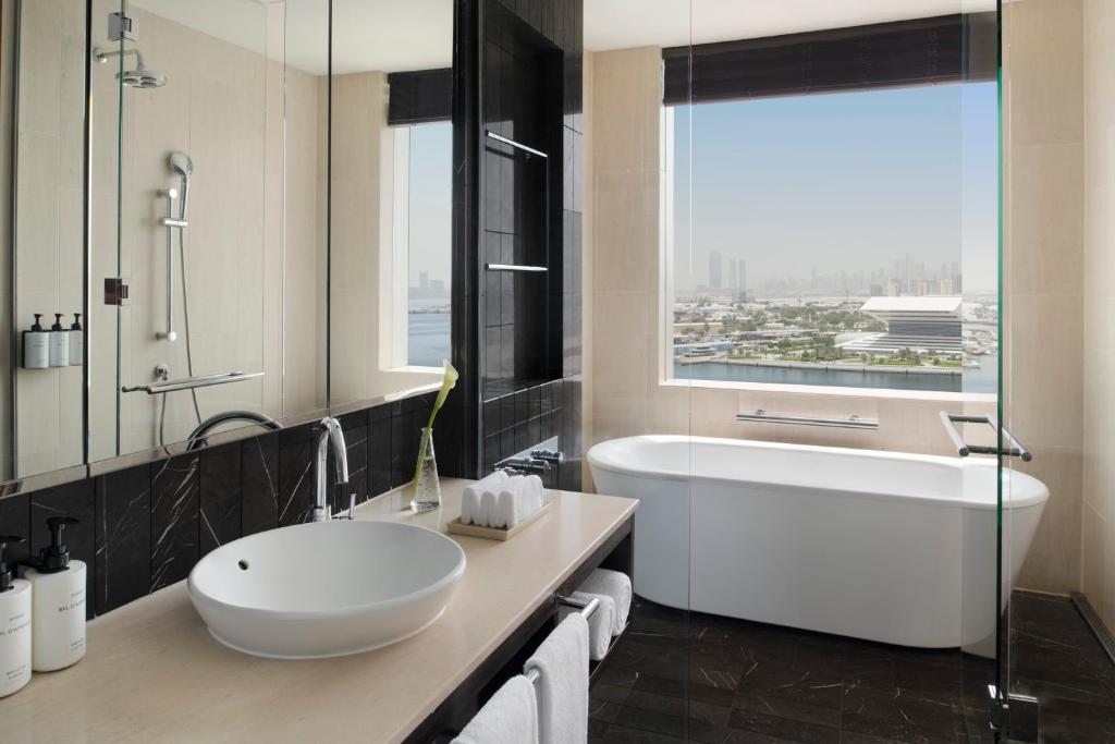 Classic Twin Room - Image 2