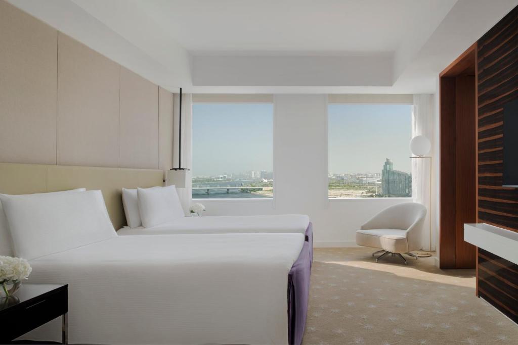 Two-Bedroom Diplomatic Suite - Image 5
