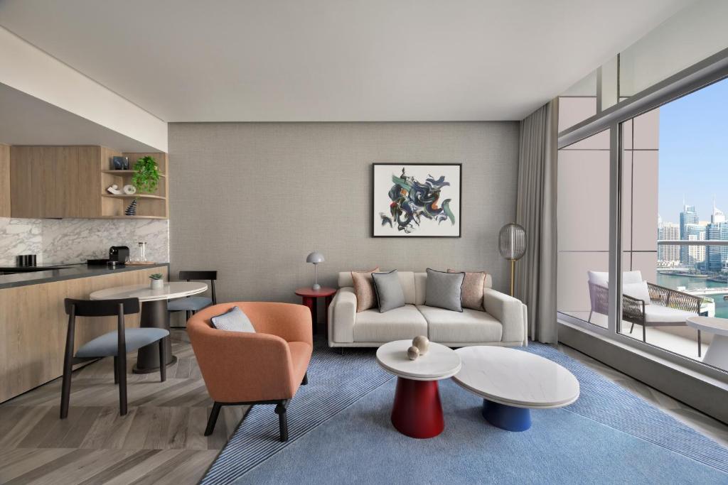 One-Bedroom Residence with Balcony and Marina View - Image 2