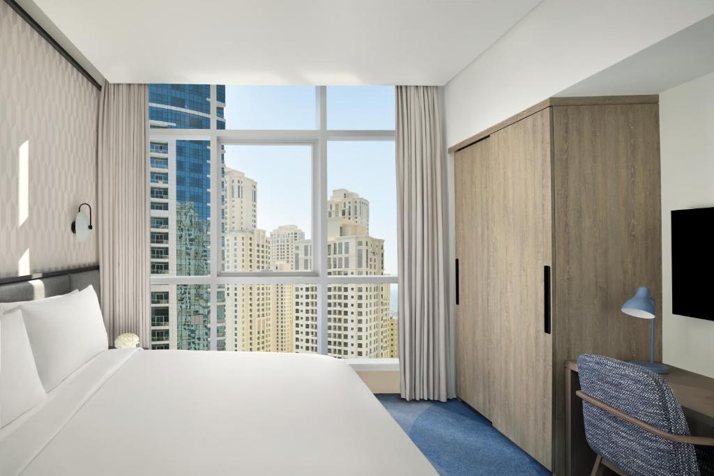 One-Bedroom Residence with Balcony - Image 5