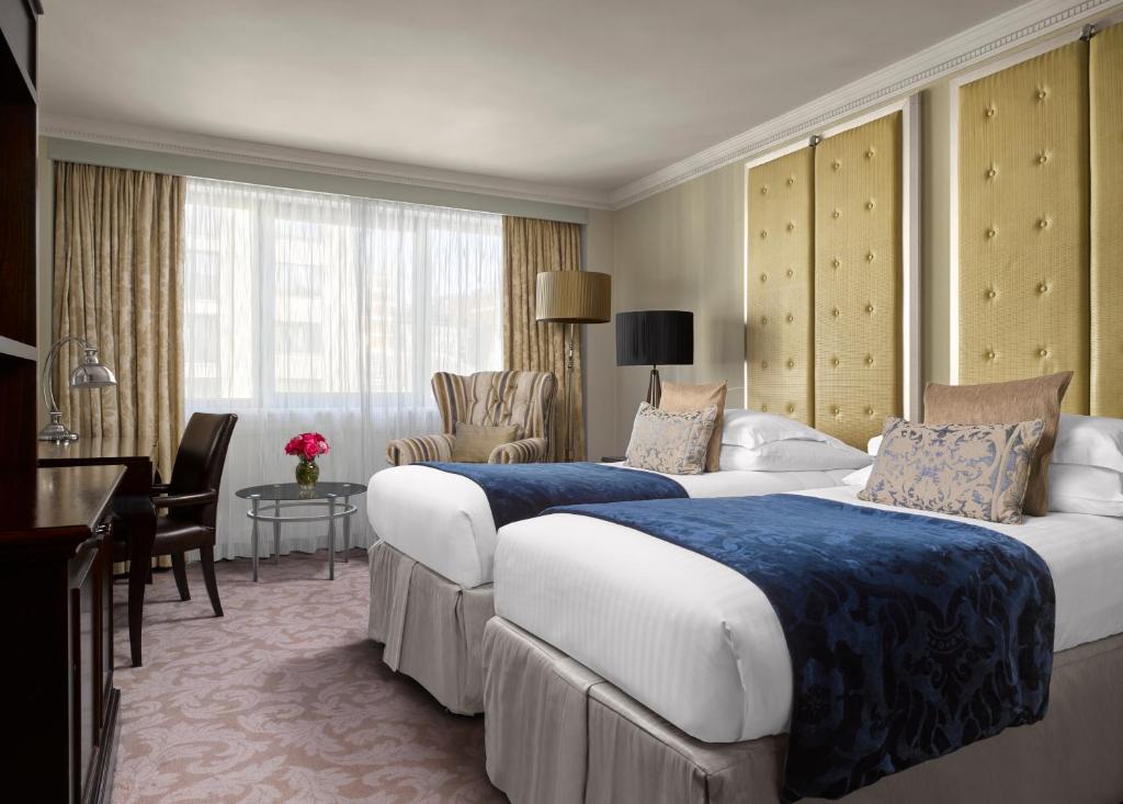Classic King Room - Image 1