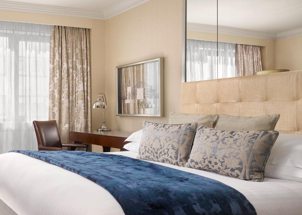 Cosy King Room - Image 1
