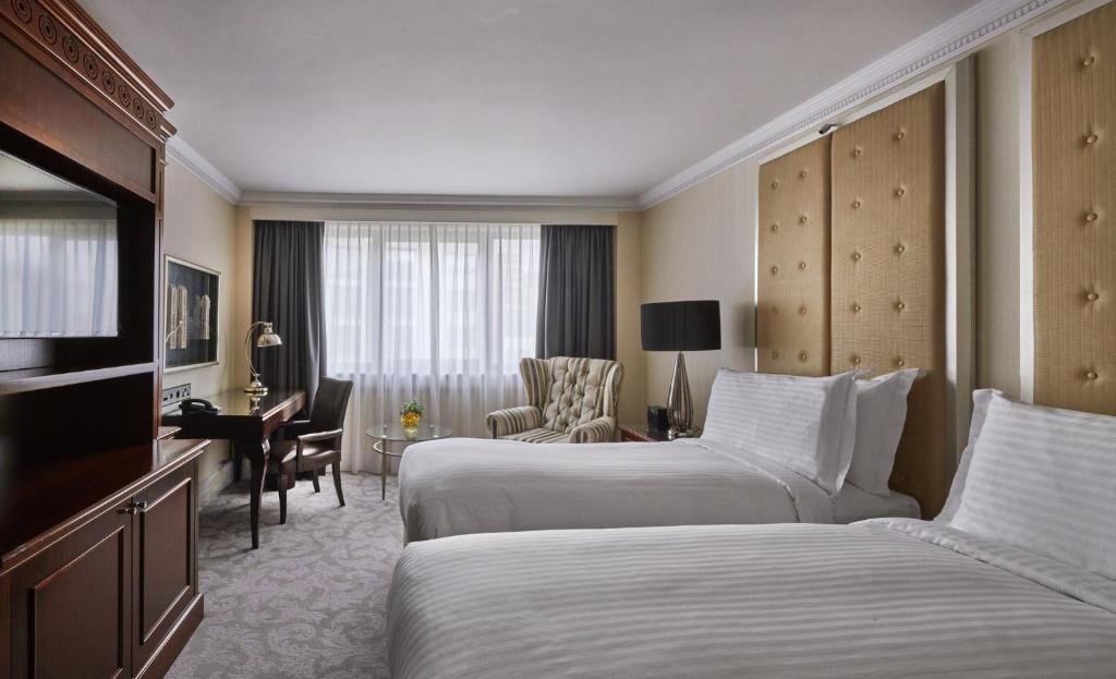 Premium King Room - Image 5