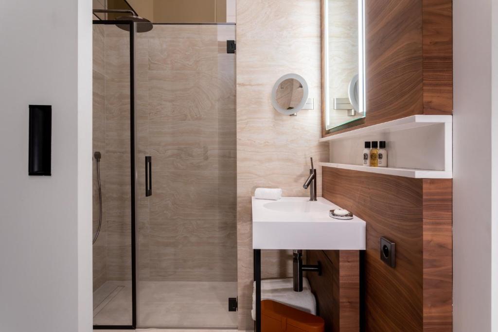 Premium Room - Image 8