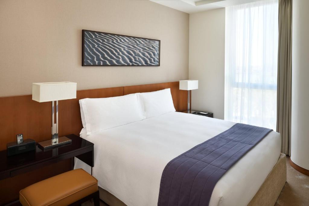 2 Bedroom Apartment - Image 1