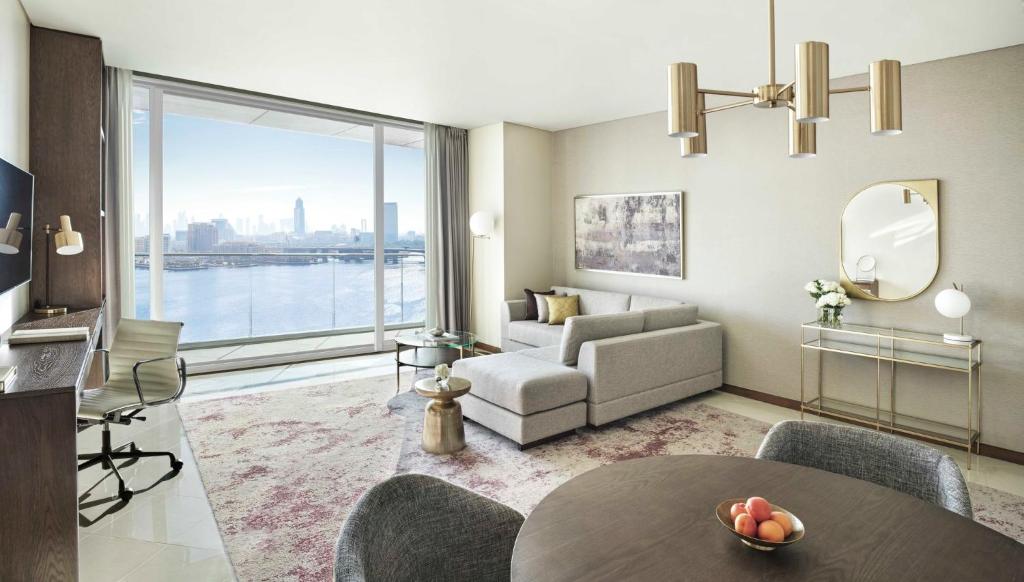One-Bedroom Premium Waterfront Apartment - Image 3