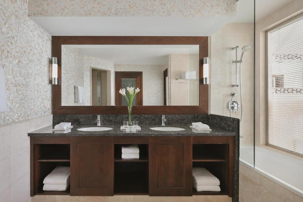 Sea View Junior Suite with Balcony - Image 1