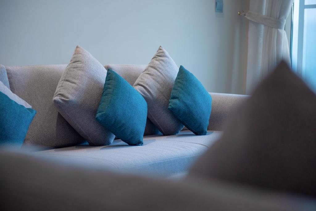 Elite Three-Bedroom Apartment With Terrace - Image 3