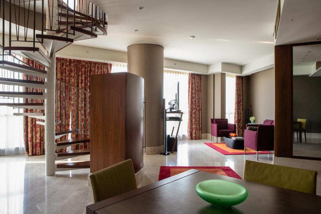 Duplex Suite - Image 2