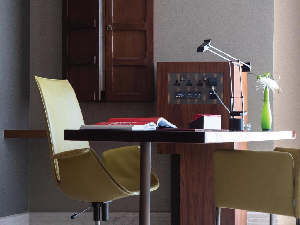 Premier Room - Image 2