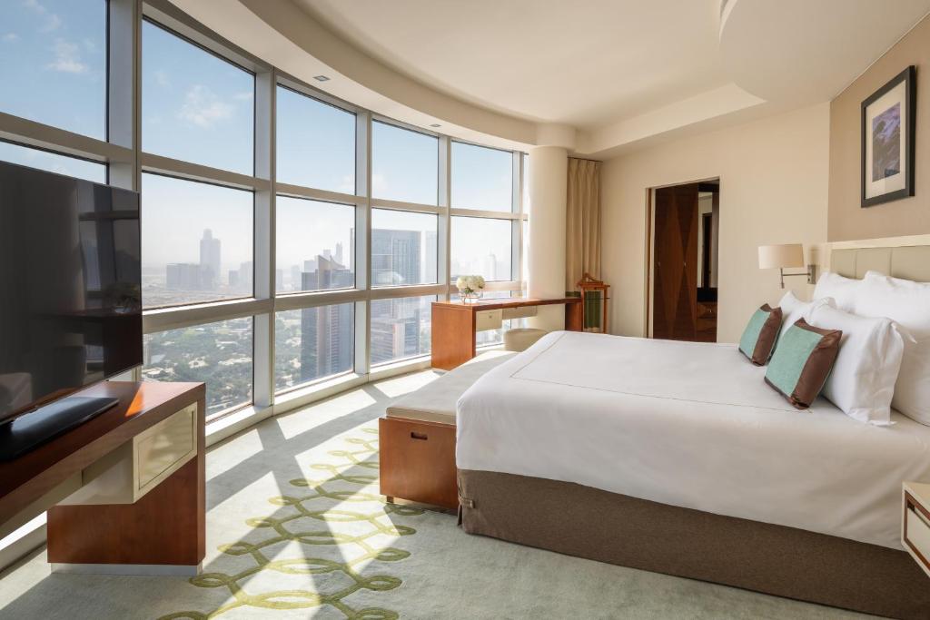 Executive Suite - Image 6