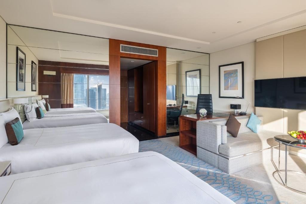 Premier Deluxe Room - Image 4