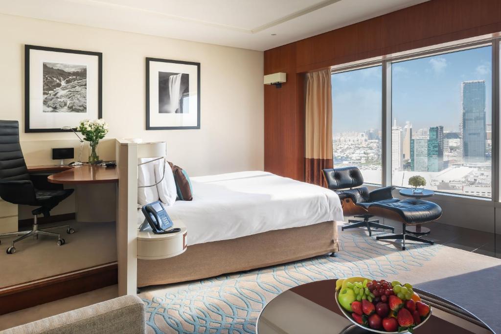 Premier Deluxe Room - Image 5