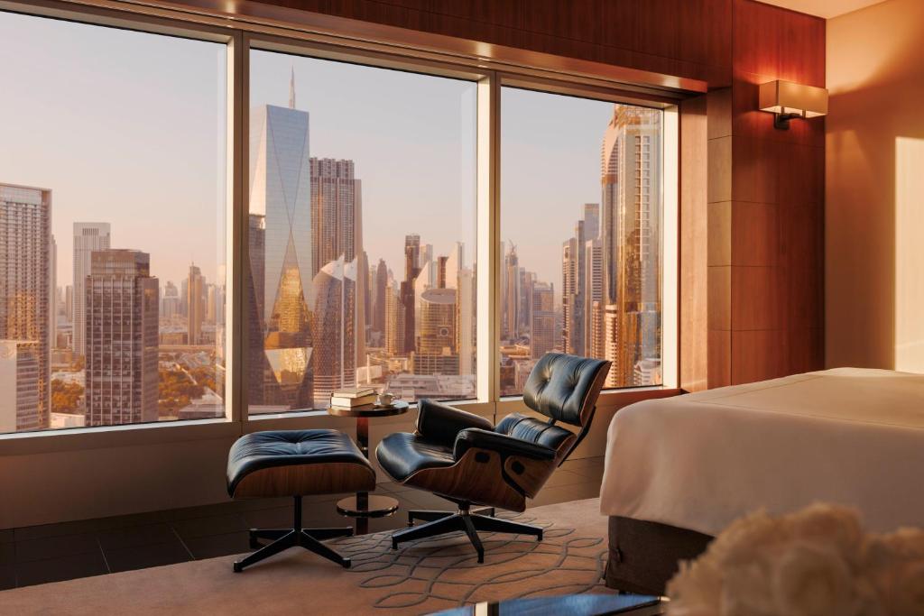 Premier Deluxe Room - Image 8